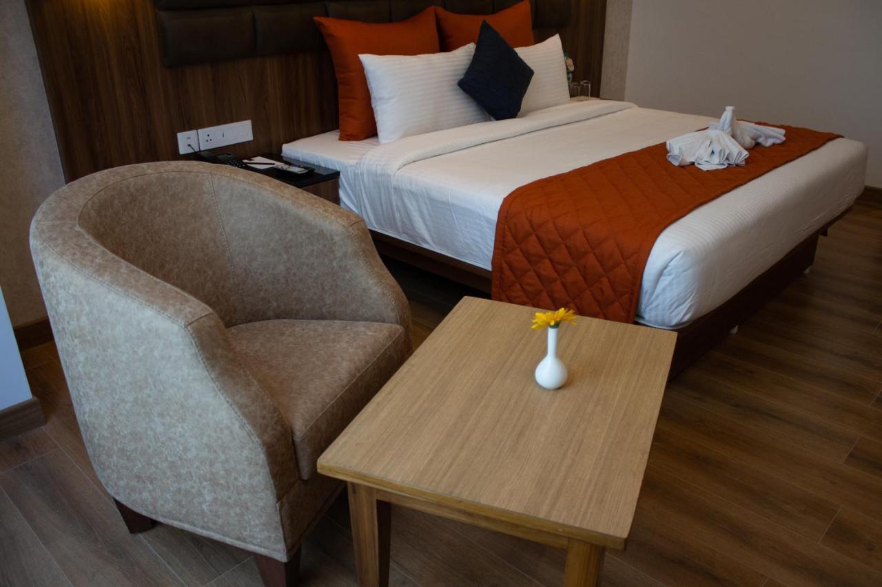 Shivas Galaxy Hotel Devanahalli Zewnętrze zdjęcie