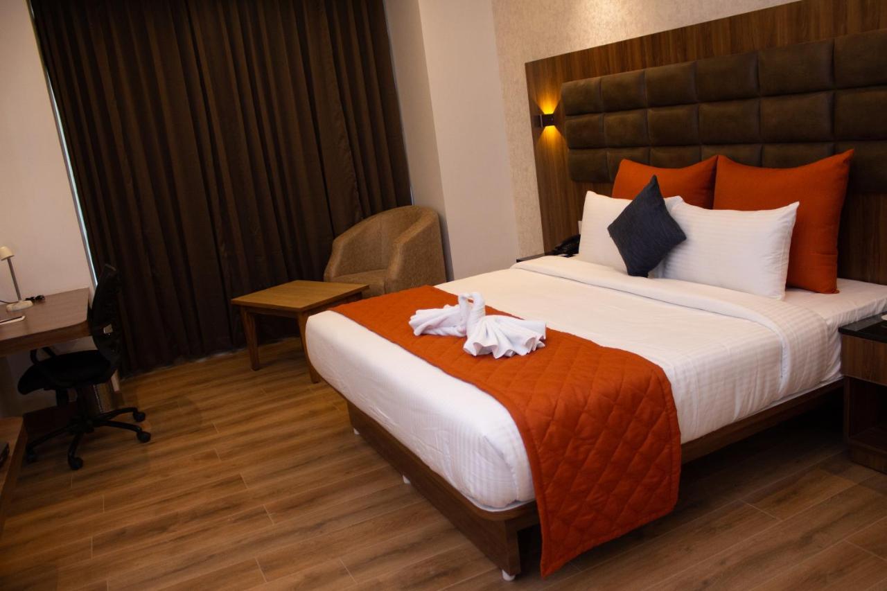 Shivas Galaxy Hotel Devanahalli Zewnętrze zdjęcie