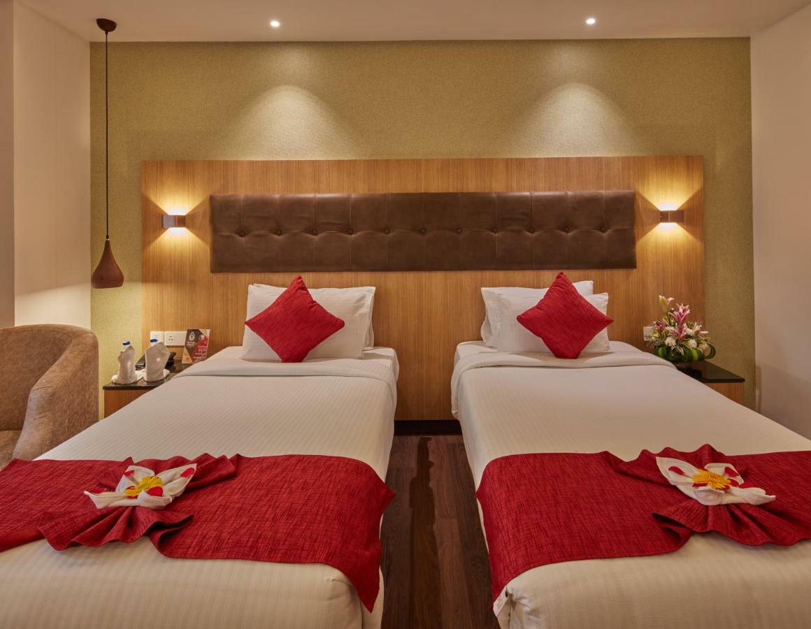 Shivas Galaxy Hotel Devanahalli Zewnętrze zdjęcie
