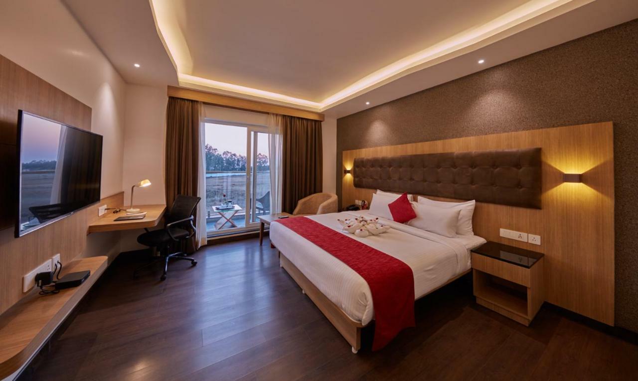 Shivas Galaxy Hotel Devanahalli Zewnętrze zdjęcie
